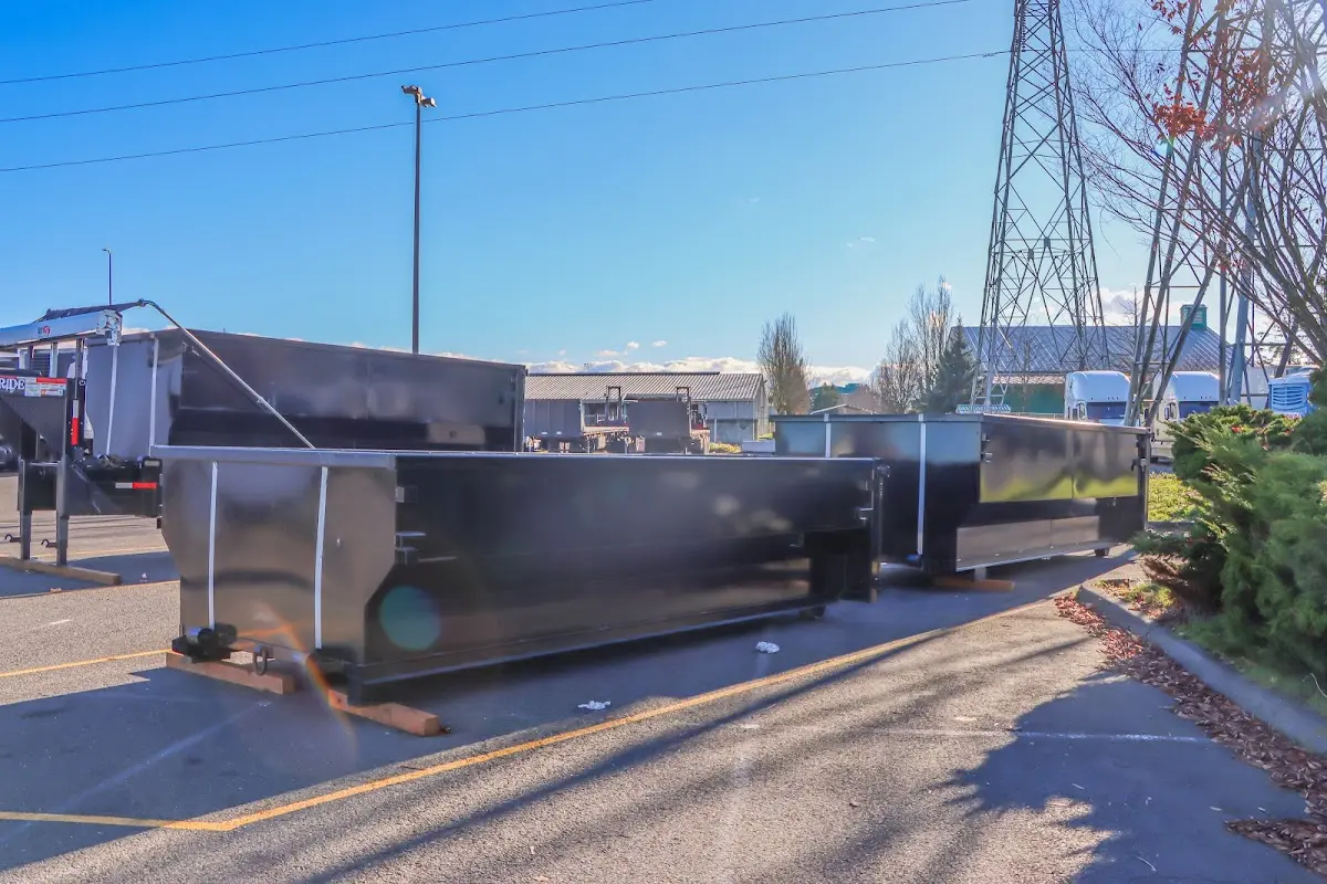 Professional dumpster rental and junk removal service in Lakeshore